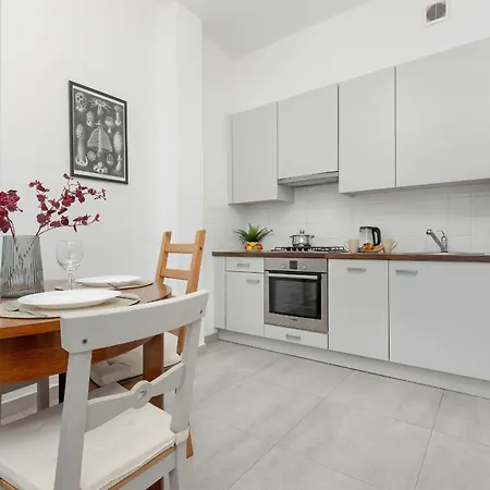 In The Center Of With Balcony And Separate Kitchen By Renters Apartment Warsaw